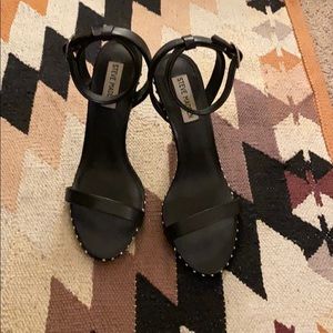 Steve Madden Piercing Studded Sandal